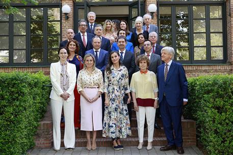 Autoridades en la reunión del Patronato de la Residencia de Estudiantes