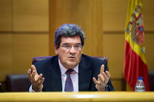 El ministro José Luis Escrivá, durante su intervención en el Senado