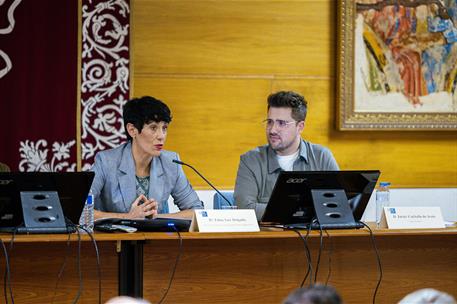 La ministra de Inclusión, Seguridad Social y Migraciones, Elma Saiz, durante la presentación del libro