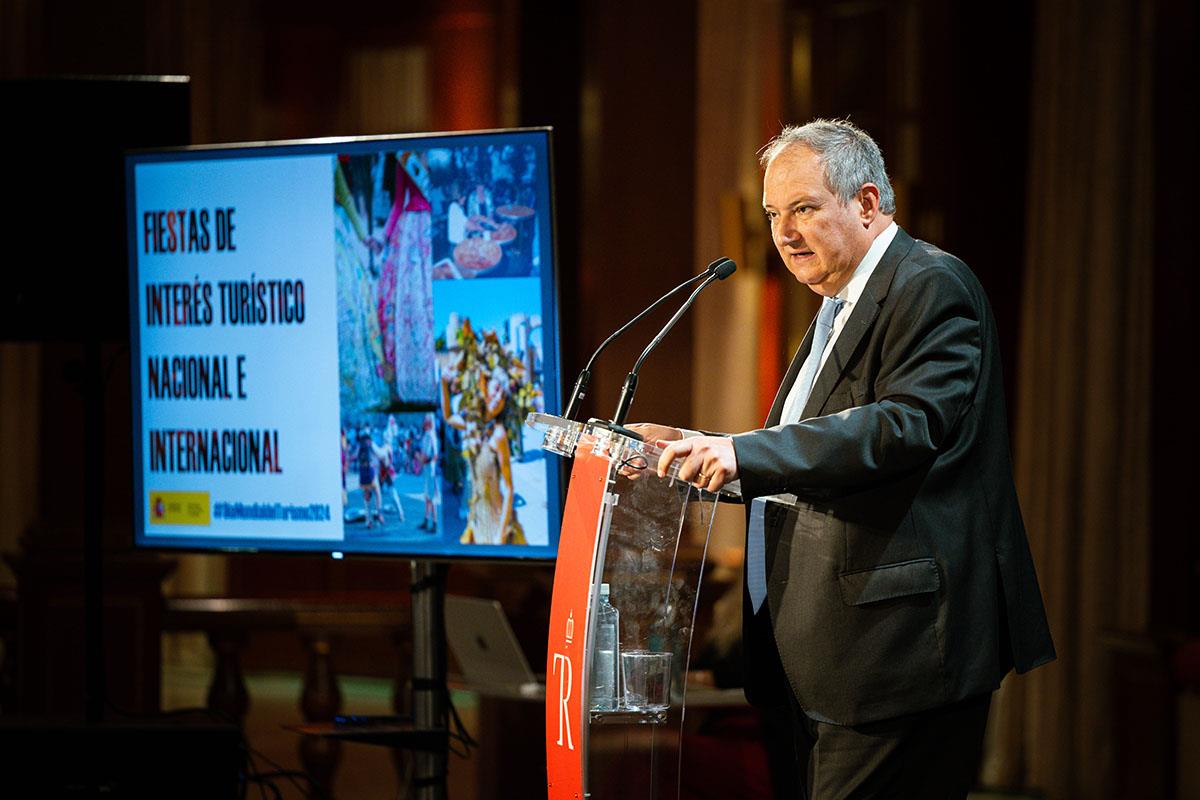 27/09/2024. Industry and Tourism awards diplomas to 13 new Festivals of National and International Tourist Interest. Jordi Hereu attends the...