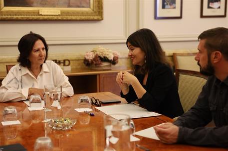 La fiscal general del Estado, Teresa Peramato, y la ministra de Juventud e Infancia, Sira Rego