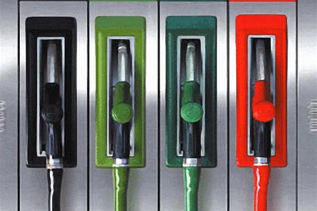 4/08/2014. Gasolinera I. Surtidor de gasolina