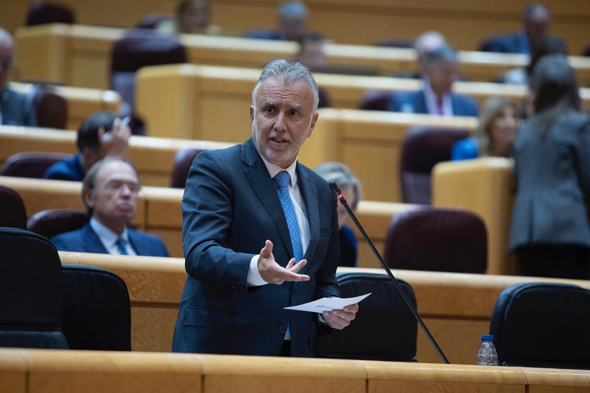 El ministro de Política Territorial y Memoria Democrática, Ángel Víctor Torres, durante su intervención