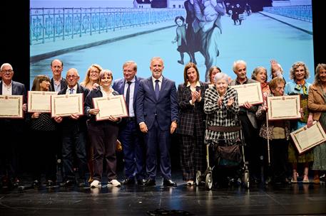 Acto de homenaje al exilio republicano en Irún.