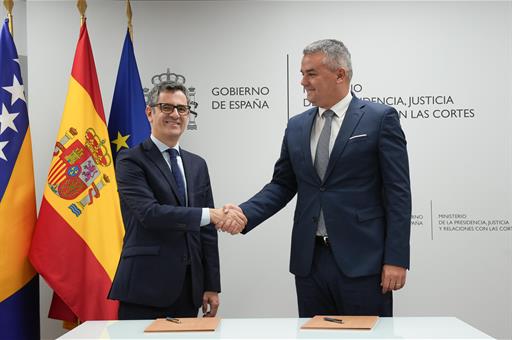 1/10/2024. Felix Bolaños meets the Minister of Justice of Bosnia and Herzegovina to boost judicial cooperation. The Minister for the Preside...