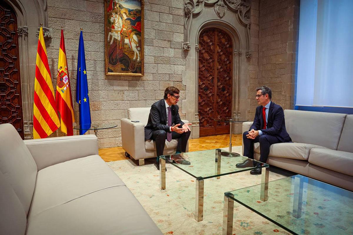 El ministro de la Presidencia, Justicia y Relaciones con las Cortes, Félix Bolaños, durante la reunión con Salvador Illa