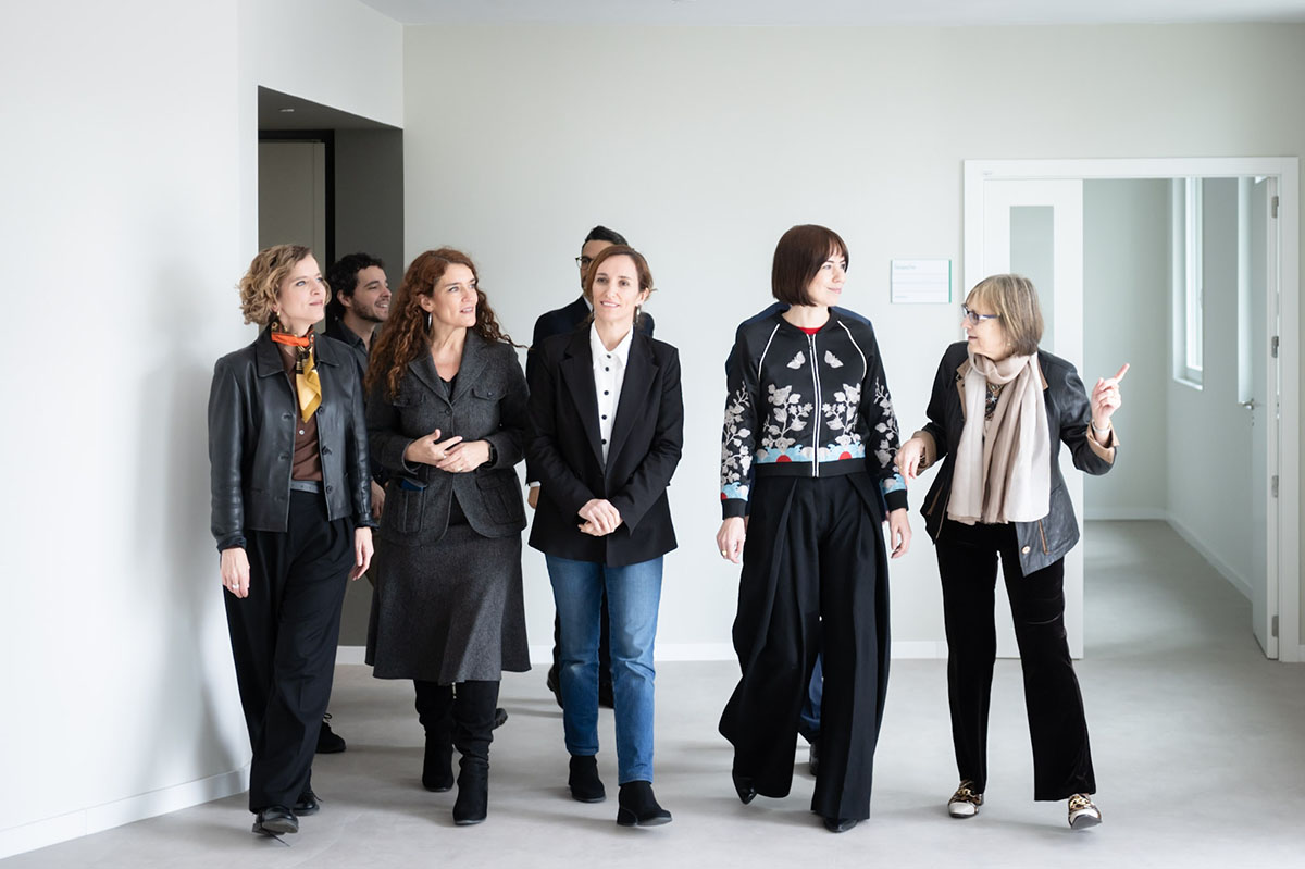 Las ministras Mónica García y Diana Morant, en el acto conmemorativo del Centenario de la Escuela Nacional de Sanidad 