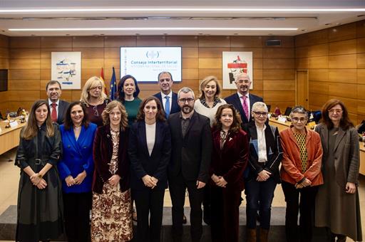 La ministra de Sanidad, Mónica García, preside la reunión del Consejo Interterritorial del Sistema Nacional de Salud.