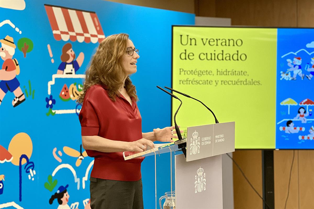 La ministra de Sanidad, Mónica Garcia, durante su intervención en la presentación de la campaña 