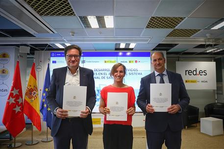 Firma del convenio entre el Gobierno de España y la Comunidad de Madrid