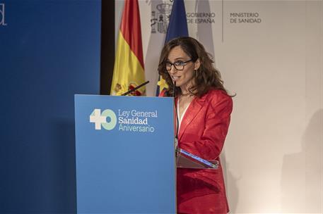 La ministra de Sanidad, Mónica García, durante su intervención en el acto.