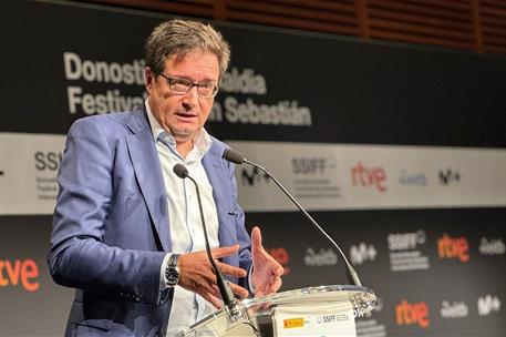 El ministro para la Transformación Digital y de la Función Pública, Óscar López, en el Festival de San Sebastián