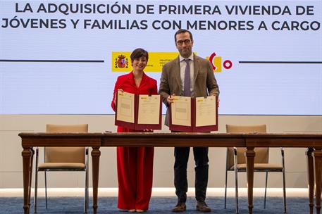 La ministra de Vivienda y Agenda Urbana, Isabel Rodríguez, y el ministro de Economía, Comercio y Empresa, Carlos Cuerpo