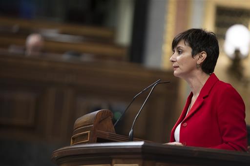 La ministra de Vivienda y Agenda Urbana, Isabel Rodríguez, durante su comparecencia ante el Pleno del Congreso de los Diputados.